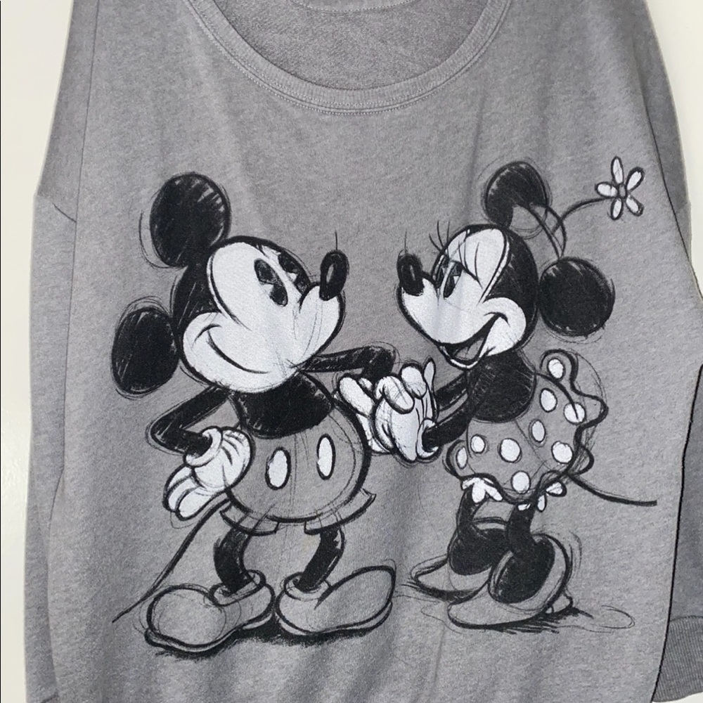 Torrid Disney 3/4 sleeve sweater
